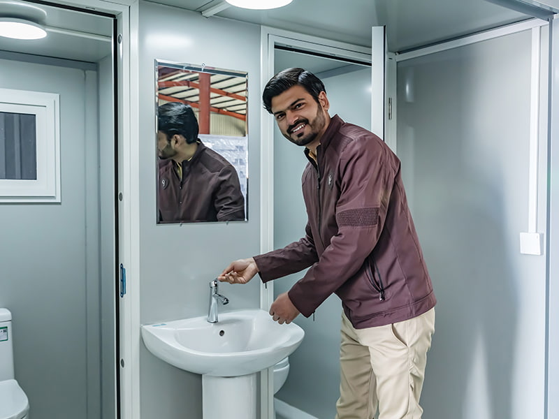 Draagbaar buitentoilet voor twee personen