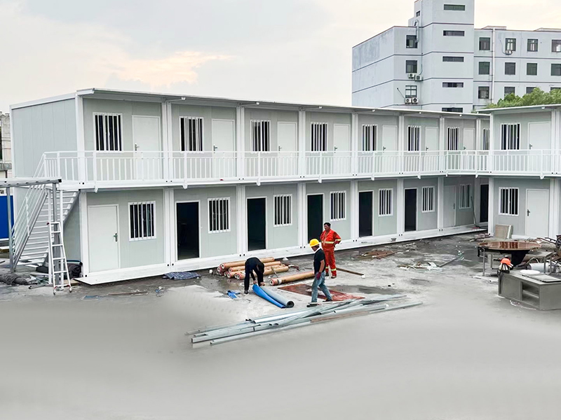 Myanmar Bouwplaats Tijdelijke slaapzaal Snel gemonteerde containerruimte