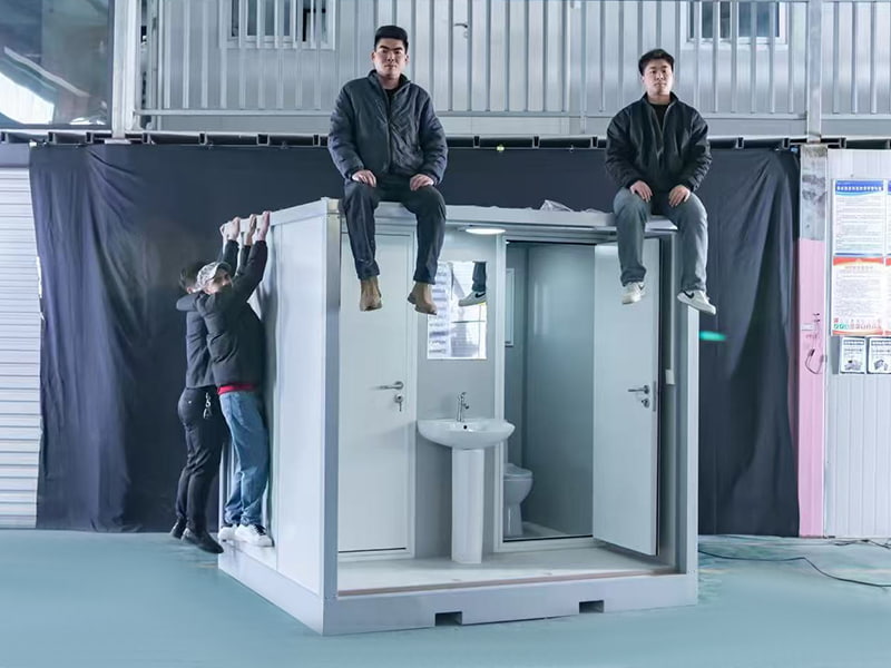 Draagbaar buitentoilet voor twee personen