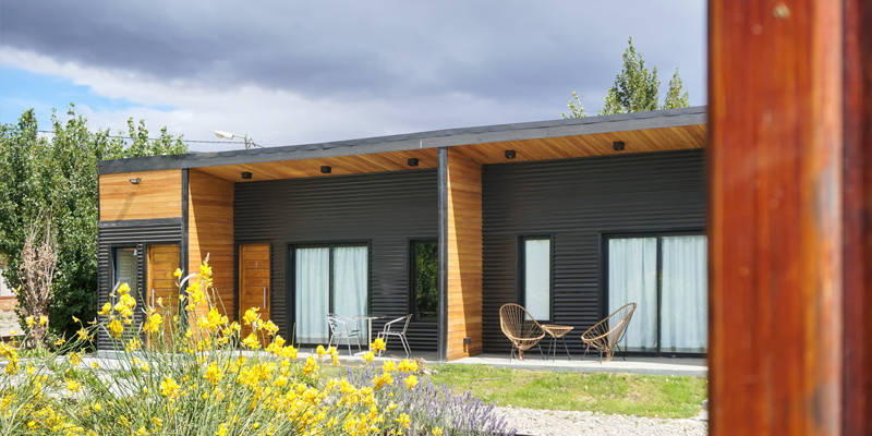 Woonruimtes: appartementen, slaapzalen, containervilla's